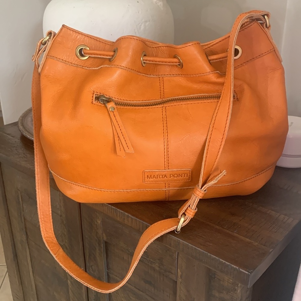Martha Ponti Portugal Orangish tan Woven Leather Shoulder Bag - Picture 3 of 8